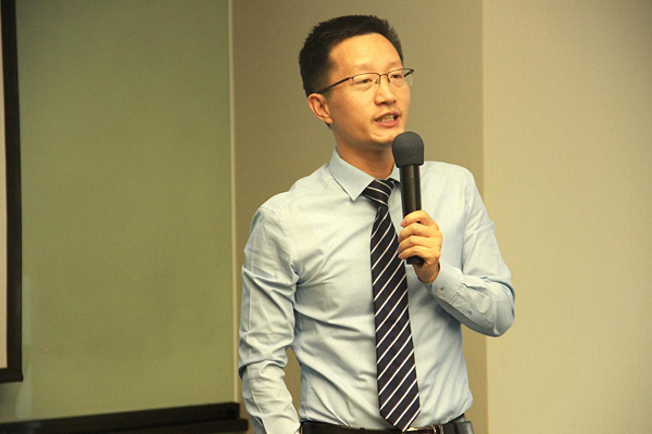 天衡泉州所合伙人刘宗伟律师向大家讲解了税务法规本次活动中,刘宗伟